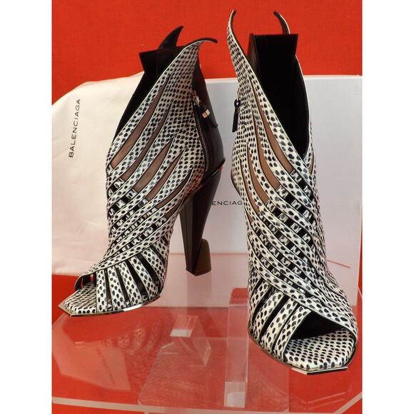 NIB BALENCIAGA MULTI COLOR PYTHON WOVEN WINGS SCULPTURE HEELS PUMPS 40.5 $3K - Picture 3 of 12